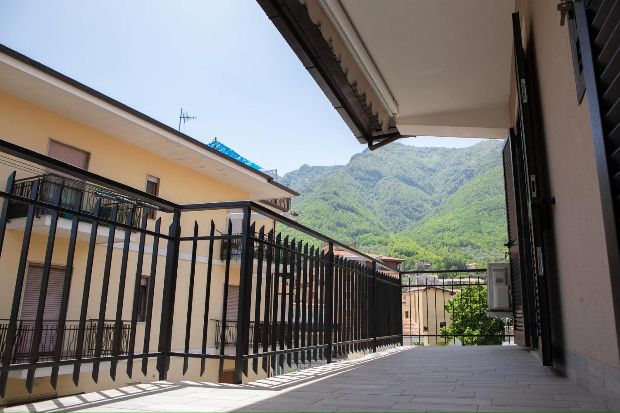 Casa Anna Apartments Pimonte Zewnętrze zdjęcie